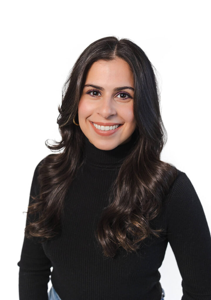 María Oliva, Social Media Manager for Wedding Pros